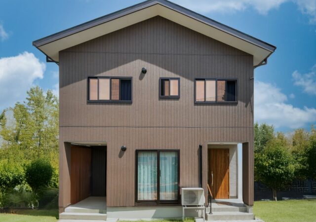 家族の笑顔がすぐに見えるほっこりあたたかな家